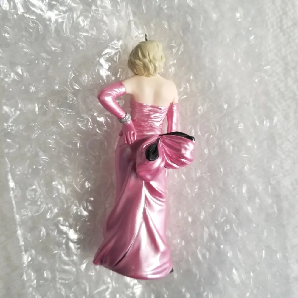 Marilyn Monroe Hallmark Keepsake Ornament with box 90s